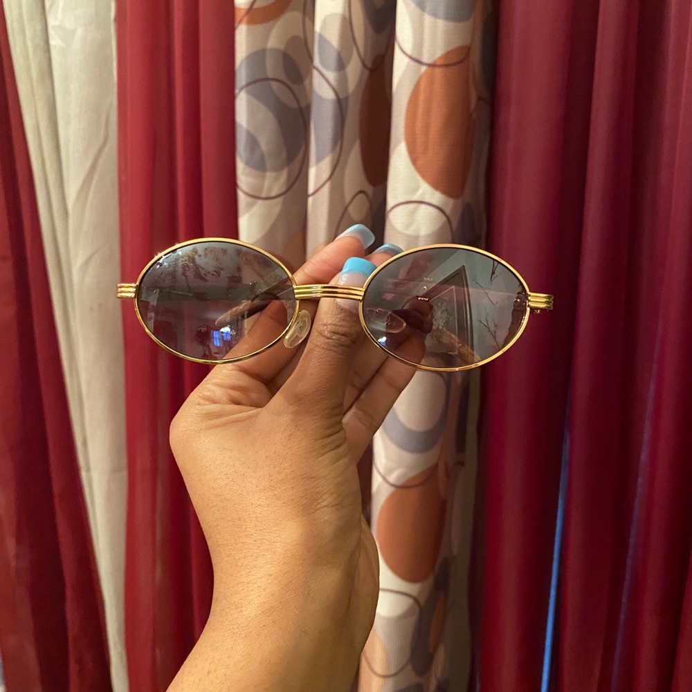 Circular Rimmed Sunglasses